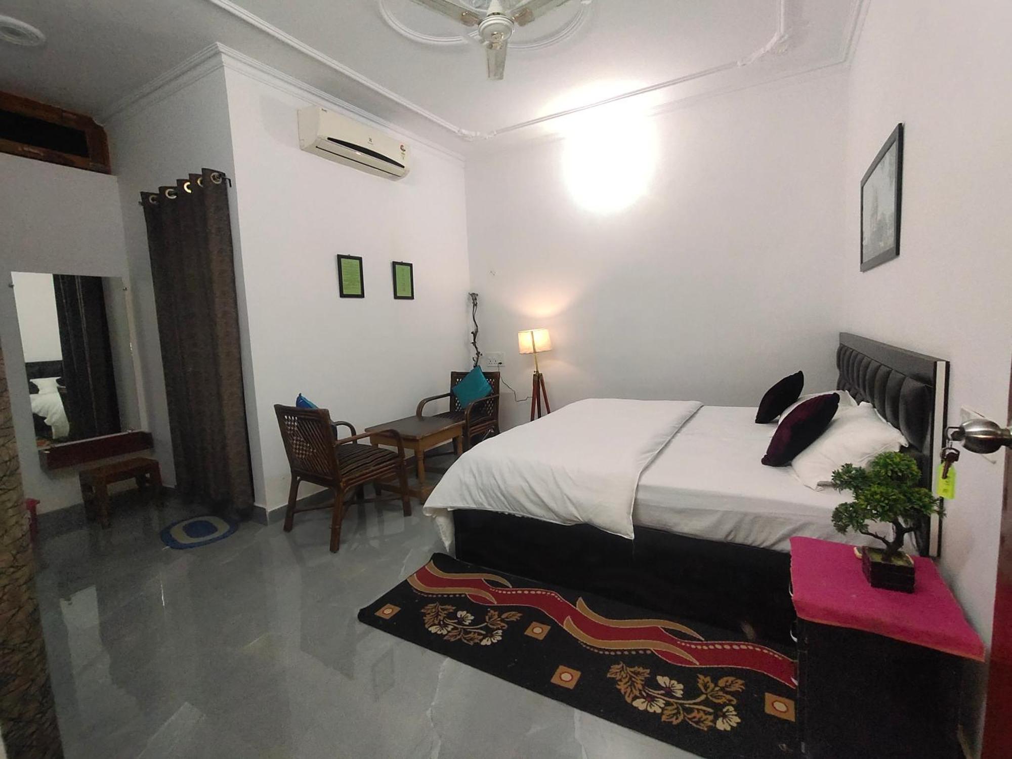 Khajuraho Glory Homestay Ngoại thất bức ảnh