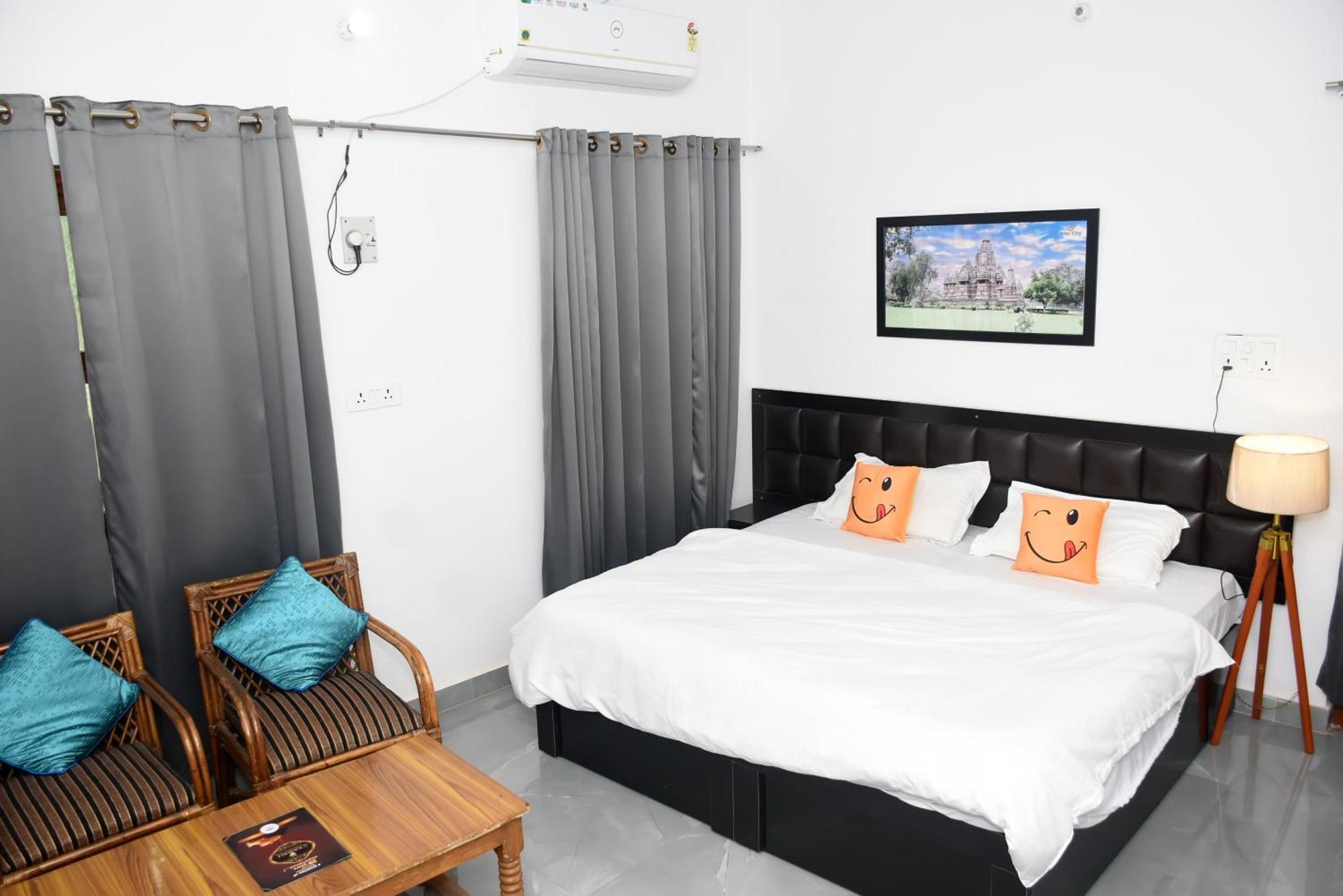 Khajuraho Glory Homestay Ngoại thất bức ảnh