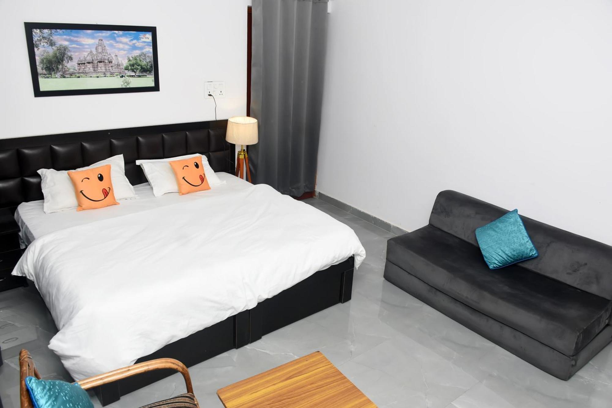 Khajuraho Glory Homestay Ngoại thất bức ảnh