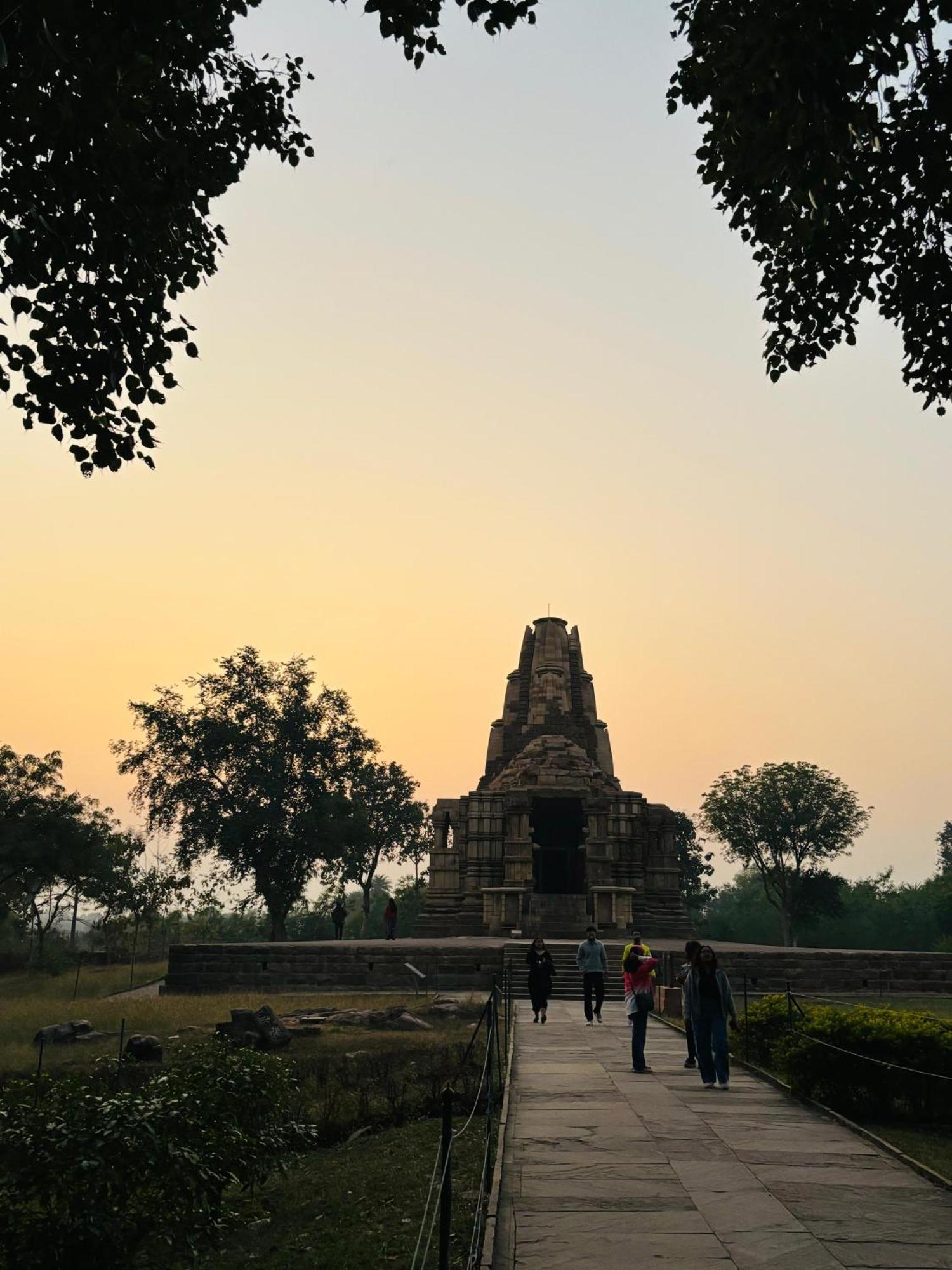 Khajuraho Glory Homestay Ngoại thất bức ảnh