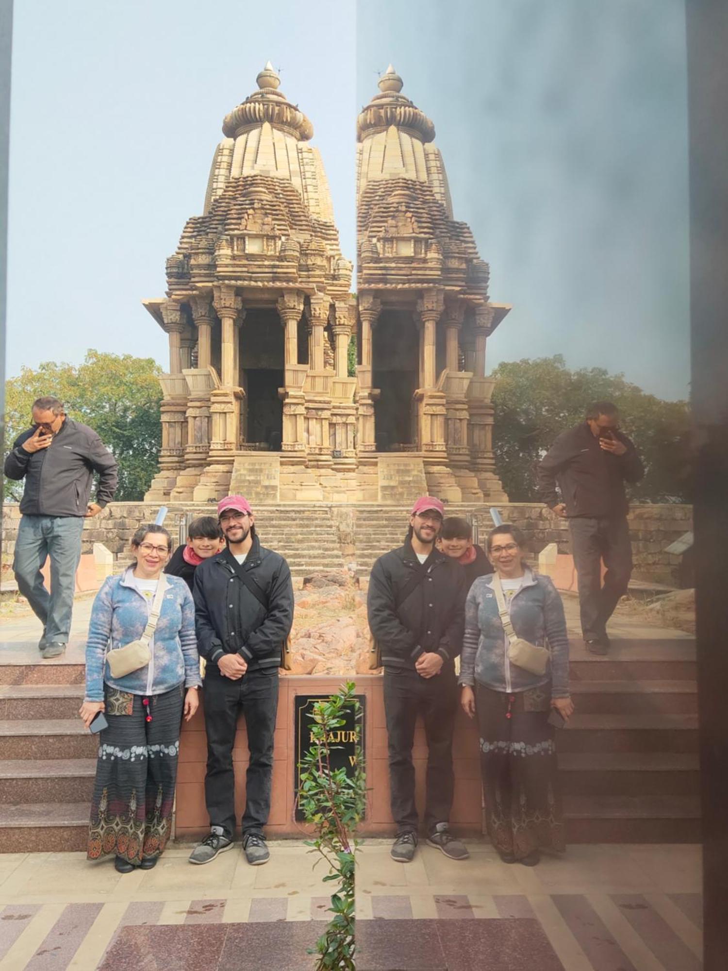 Khajuraho Glory Homestay Ngoại thất bức ảnh